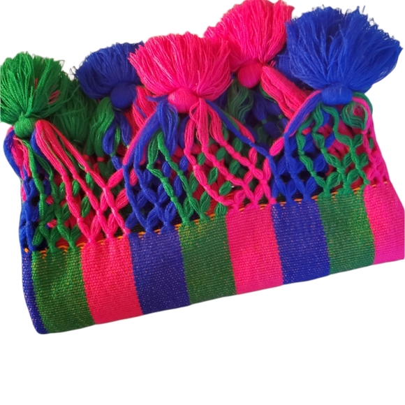 Large Woven Multi Color Knit Scarf/Wrap - Picture 2 of 6